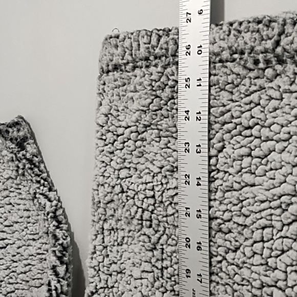 Quarter Zip Warm Soft Chunky Fleece Sweatshirt Pull over Grey & Black Over sized - Picture 5 of 9